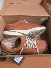 MBT HERREN SCHUHE Tembea 42 1/3  /  8 mit Originalkarton wie neu, Wirbelsäule