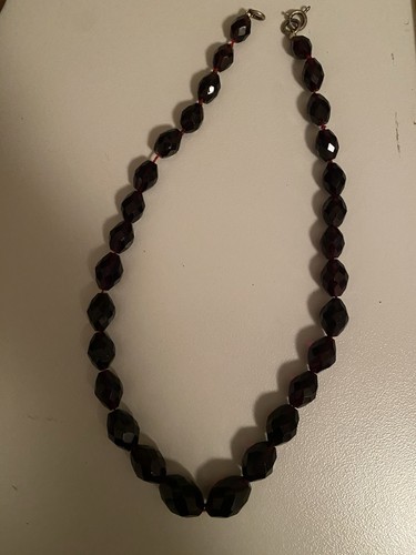 Granatkette mit rubinroten - mit,