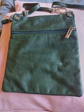 Handtasche  Tasche Echt Leder Crossover grün Markenlos aber super Weiches Leder