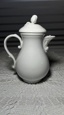 Kleine Kaffeekanne mit Deckel, Meißen Porzellan, 4.Wahl, weißes Gold, 13 cm hoch