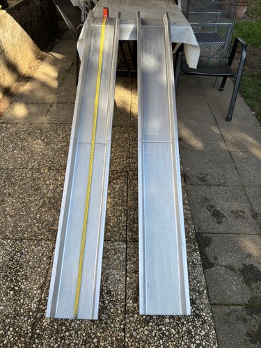 Auffahrtrampen vom - 2,