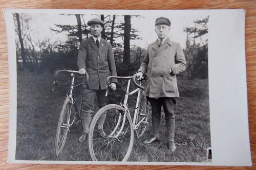 Altes foto oldtimer - oldtimer, fahrrad