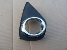 Toyota Yaris III A 2014-2017 Gitter Lüftungsgitter Stoßstange Rechts 52030-0D050