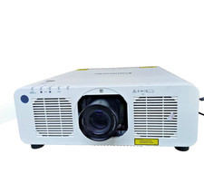 Panasonic PT-RZ990W Full HD