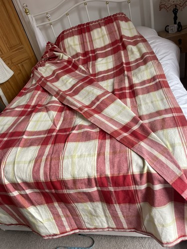 Paar laura ashley buxton - laura,