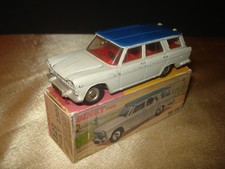 DINKY TOYS Ancienne Fiat 2300