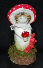 Watte Figur Herbst Deko Wattepilz auf Holz Scheibe ca. 11,5 cm Pilz- Fliegenpilz