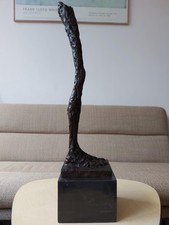Bronzeskulptur La Jambe Das