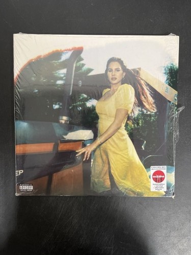 Lana del rey blue - rey, banisters