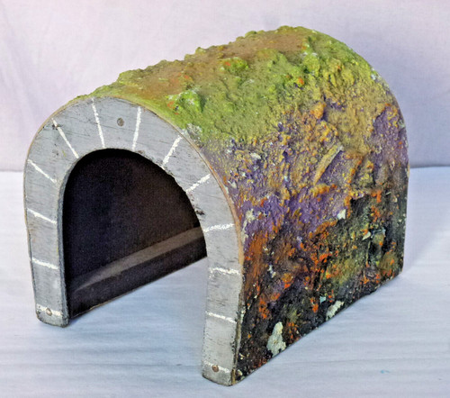 Sehr alter tunnel für - alter, 00