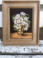 Gobelin Stickbild mit Holzrahmen - Blumen / Blumenstrauß in Vase - 28 x 33,5 cm