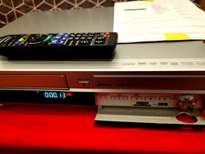 PANASONIC DMR-EX99V DVD+VHS+HDD RECORDER DIGITAL DVB-T *250 GB=440h* HDMI/USB/SD