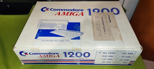 Commodore amiga 1200 a1200 - commodore,