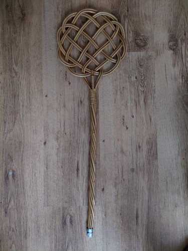 Teppichklopfer korb sehr guter - teppichklopfer,
