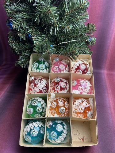 Christbaumkugeln - 11,