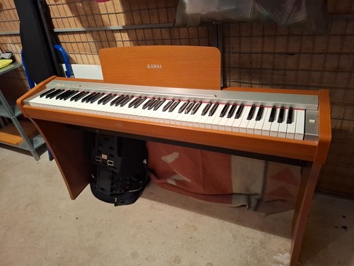 Kawai piano braun sehr - braun, im