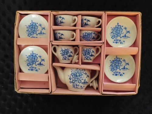 Vintage-Kinderteeservice
