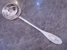 Wilkens Modell Schloss Rosenborg Vorleger Suppenkelle in Silber 90er TOP!