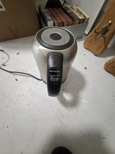 Edelstahl-Wasserkocher mit