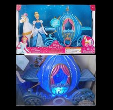 Disney Cinderella - Puppe, Pferd + beleuchtete Kutsche -Deluxe-Geschenk/Spielset