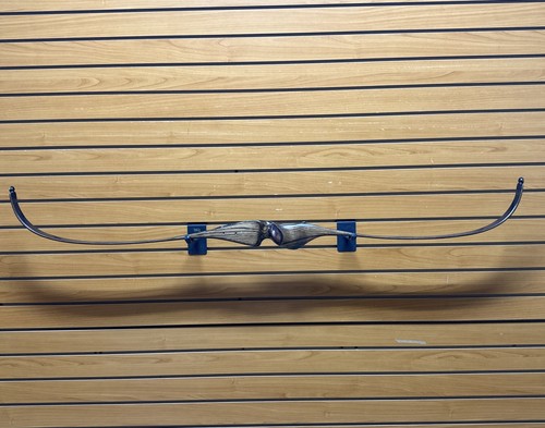 Item 3879 archery recurve bow - item,