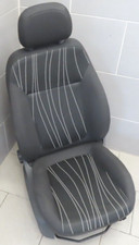 OPEL CORSA D / 5 türer / SITZ