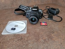 OLYMPUS E 410 Spiegelreflexkamera digital mit Objektiv, 