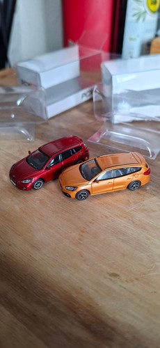 Ford focus turnier 1 87 - ,
