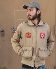 Army Militär Jacke Gr M von R95th Vintage Retro mit Patches Rugged US Flieger