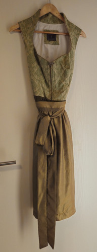 Dirndl grün mit - gr.,