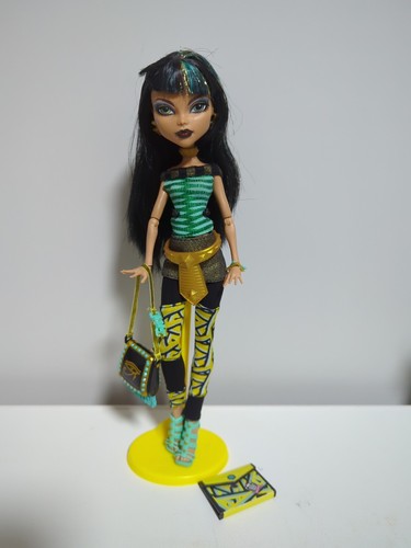 Monster high schools out cleo - high,