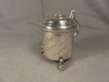 großer Bierkrug Schweden