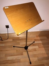 Besonders edles Notenpult K&M mit Holzplatte aus Buche und verchromten Stativ