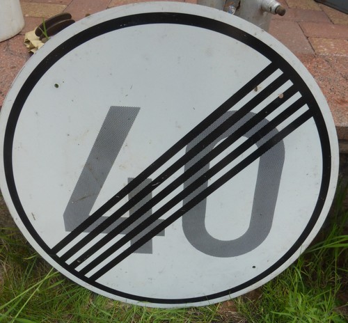 Altes verkehrsschild schild - altes,