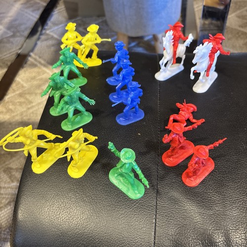 Konvolut 18x aufstellfiguren - ,
