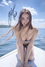 Ekaterina Leonova "Ekat"original signiertes Foto 20 x 30 cm HAMMERMOTIV