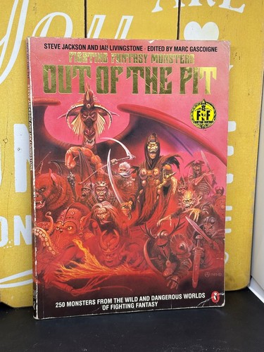 Fighting fantasy manual 1 - fighting, –