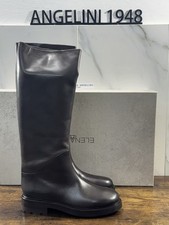 Elena Iachi Schlauchstiefel