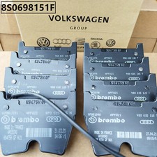 2 x 8S0698151F UNVERBAUT ORIGINAL Audi Bremsklötze vorne A3 RS3 Q3 RS TT TTRS ..