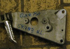 Fußrastenplatte links hinten