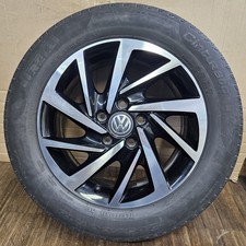 1 original VW Touran II 5T