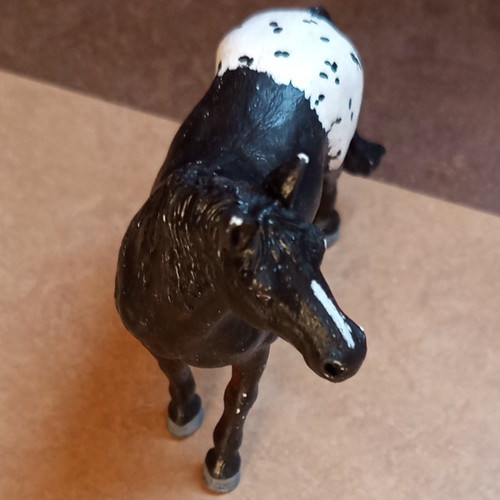 Breyer pferdefigur schwarz mit - pferdefigur,