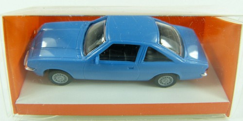 Opel manta hellblau - manta,
