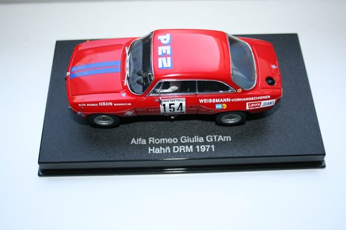 Auto art alfa romeo - auto,