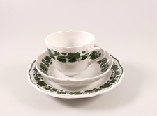 Meissen Moccagedeck 3 Teilig Tasse Teller Untertasse grünes Weinlaub 1. Wahl