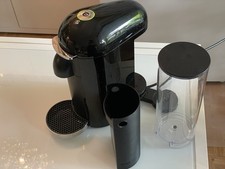 Kaffeekapselmaschine NESPRESSO VERTUO PLUS GCB2 in schwarz im Originalkarton