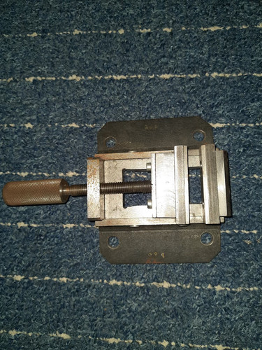 Alter kleiner schraubstock - alter,