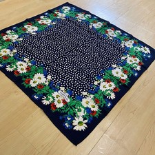 Tiffany & Co. Seidentuch Blumen Herz Punkte Navy 88×88cm