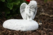 Frostfeste Steinfigur Engel