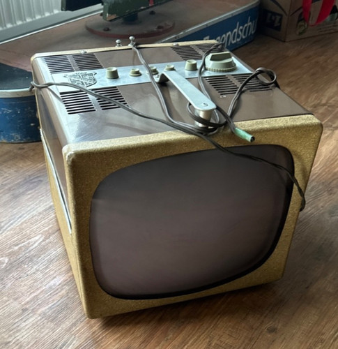 Vintage sentinel late 1940 - late, 1940's